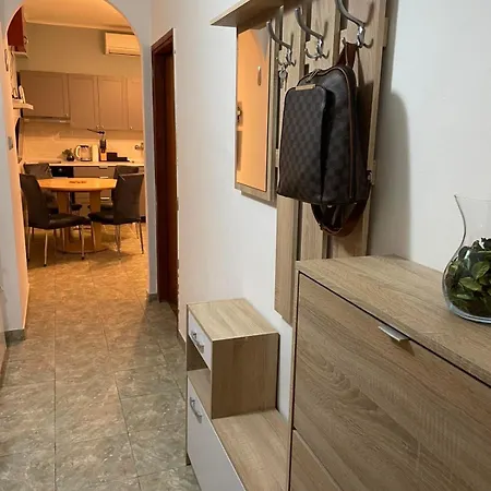 Apartmán Mila - Free Parking And Wifi